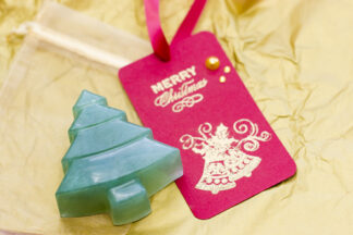 Christmas Tree Glycerine Soap 70g with organza bag & gift tag